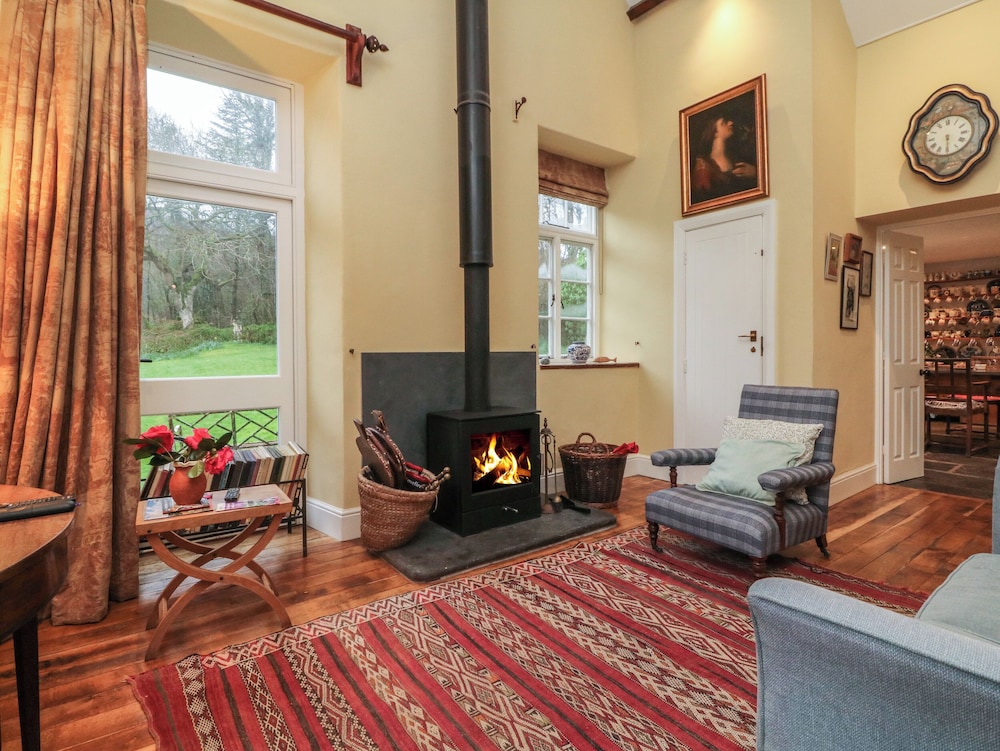 Laundry Cottage