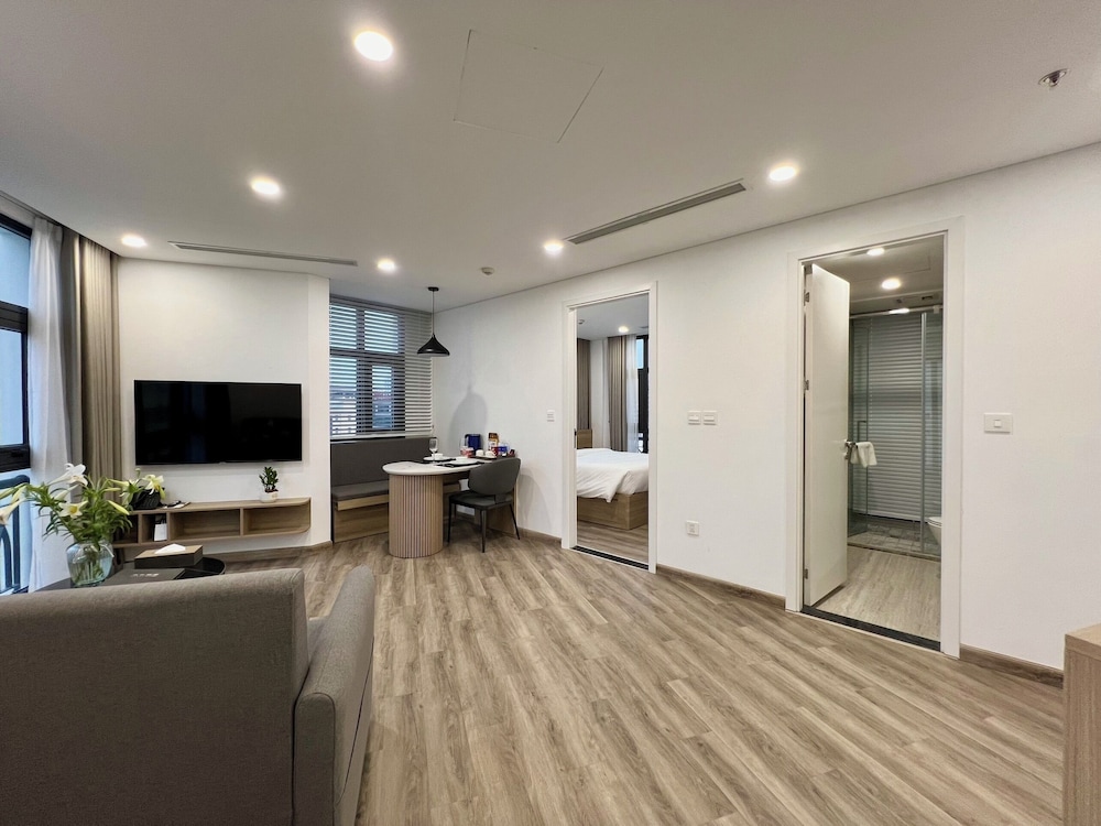 22Land Legend Residence