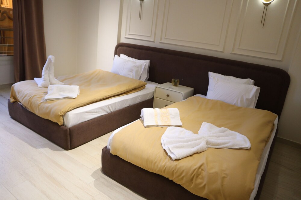 Calma Hotel