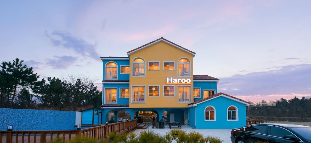 Haroo Pension