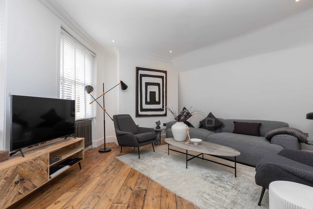 Stylish 2 Bedroom Apartment Near Oxford Street