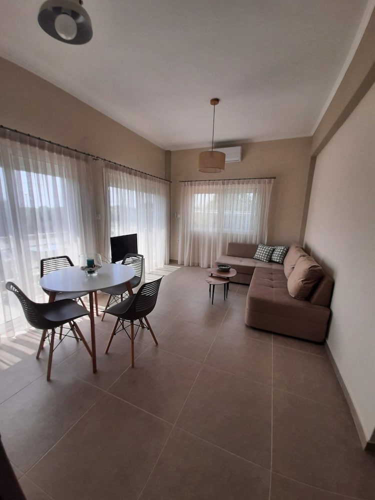 Castello Apartments