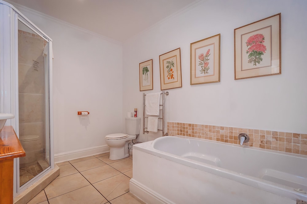 Acorn Guest House
