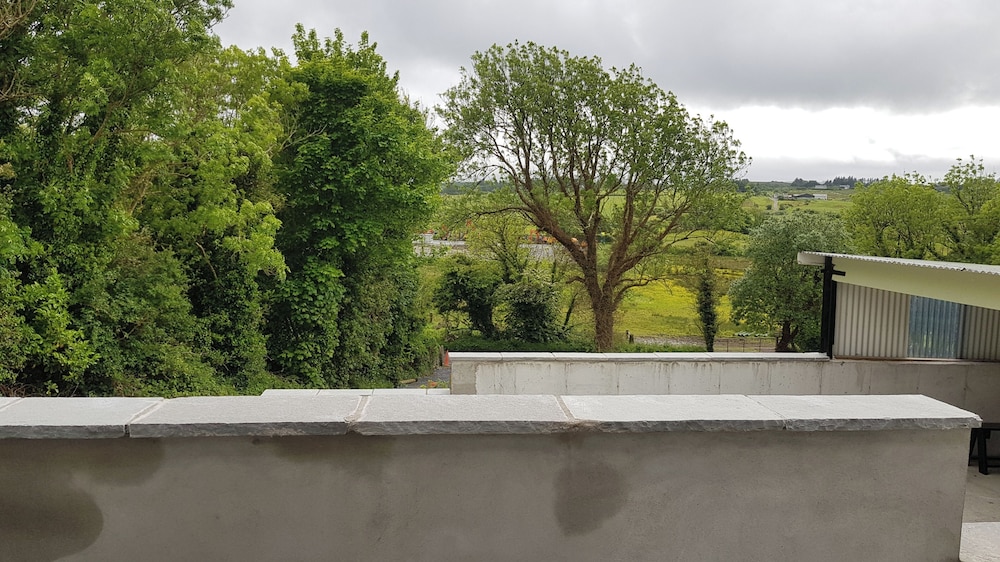 Hogans Cottage Ennistymon