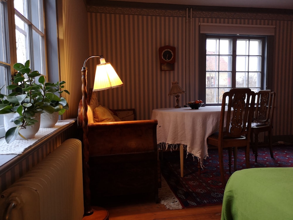 Varmdovagen B&B Cottage