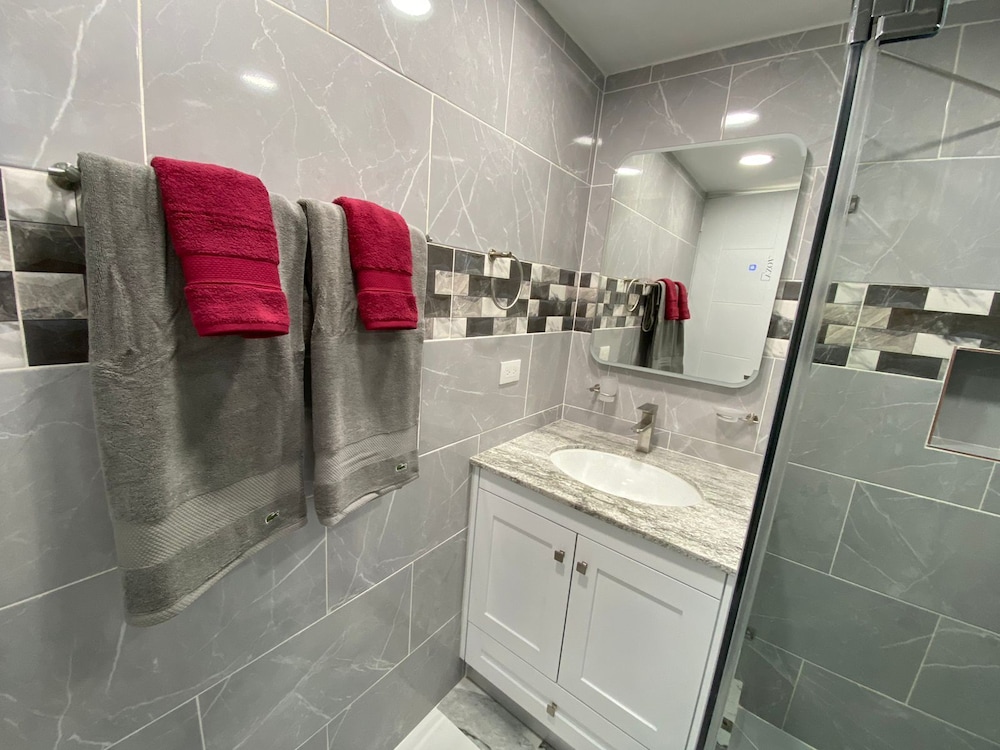 The Sapphire Suite