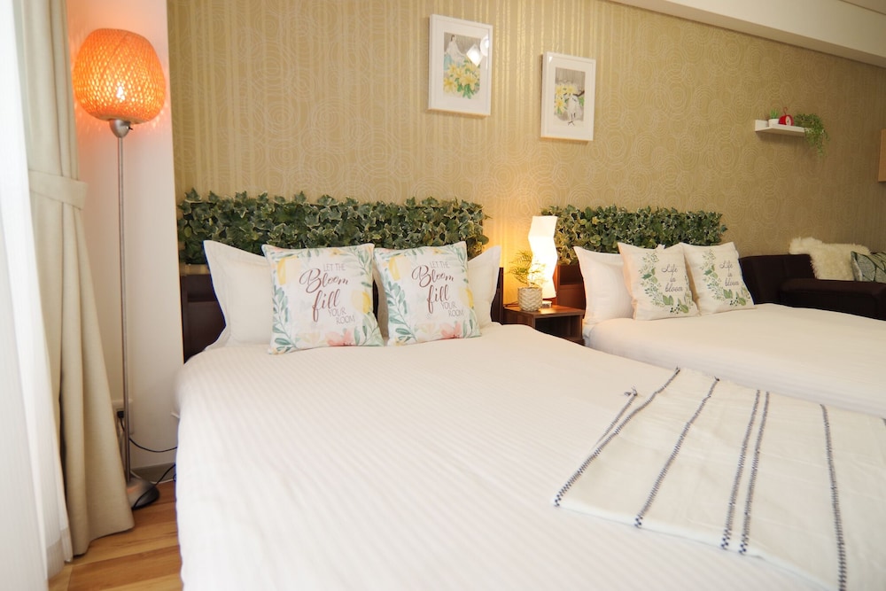 Nipponbashi Art Hotel