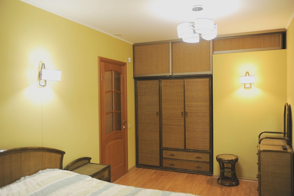 InnHome Apartments - Revolution Square