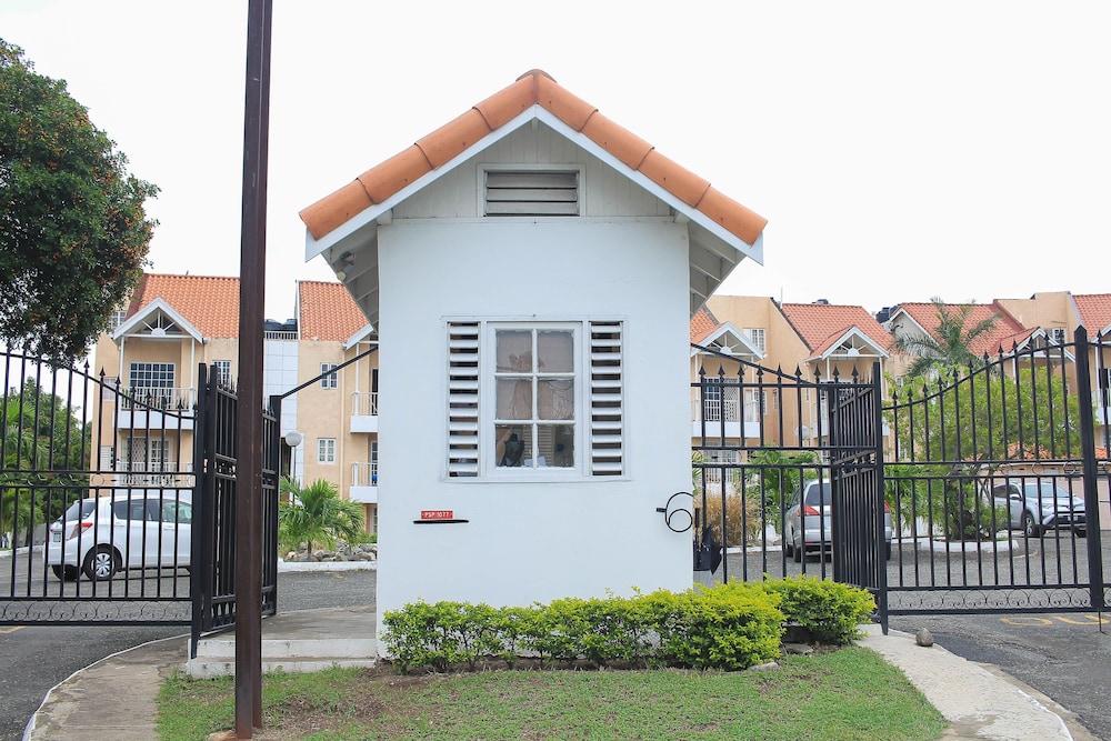 Marley Manor