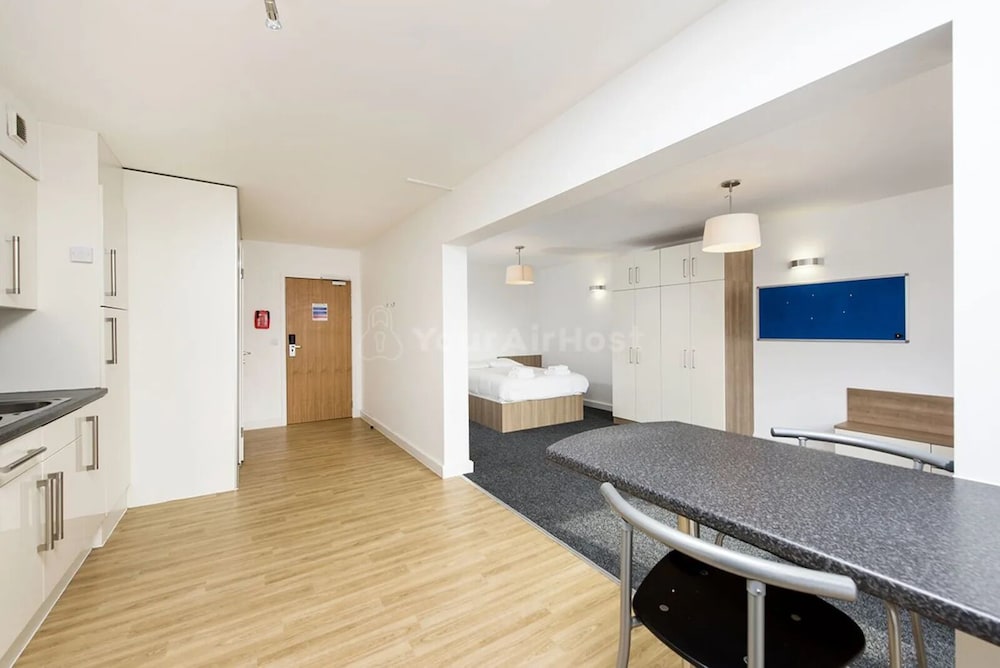 Student Only AXO Camden