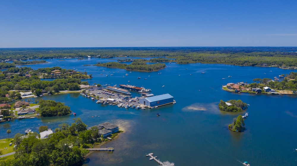 King's Bay Lodge