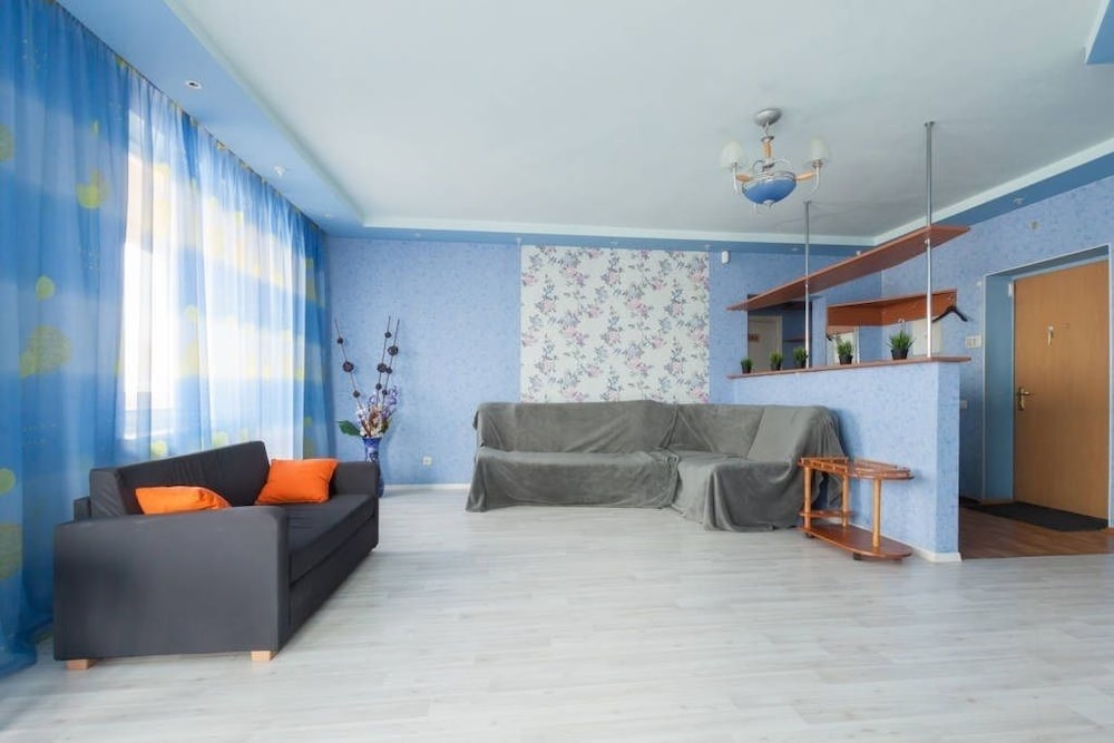 Adel Apartments near Grinvich