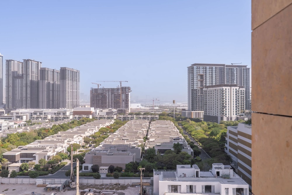Eye-catching 1 Bedroom in Azizi Riviera