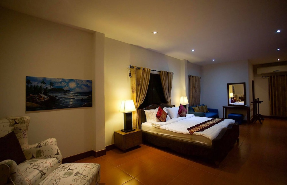 Beach Villa Kamala view 3