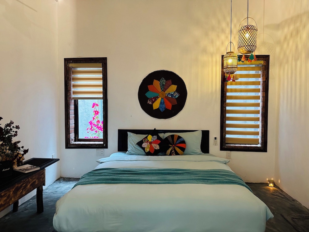 An Bang Beachside Boutique Homes & Villas