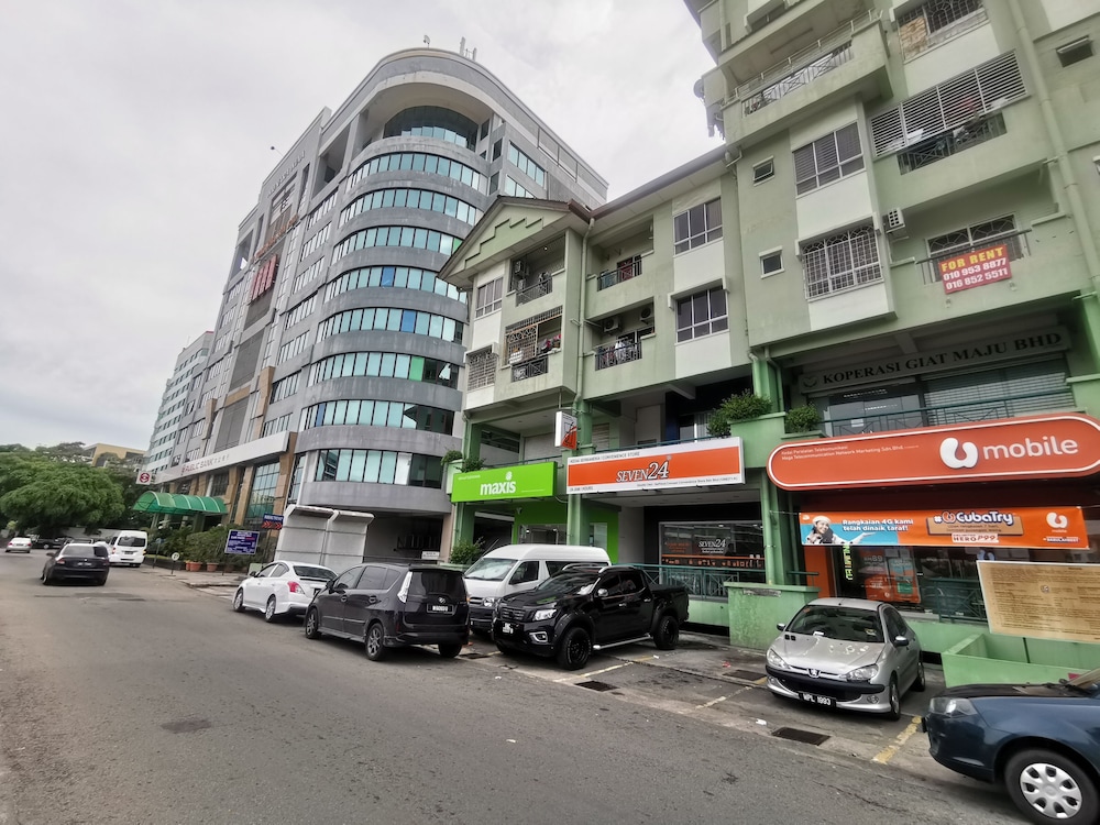 TT Suites Kota Kinabalu City Centre photo 1