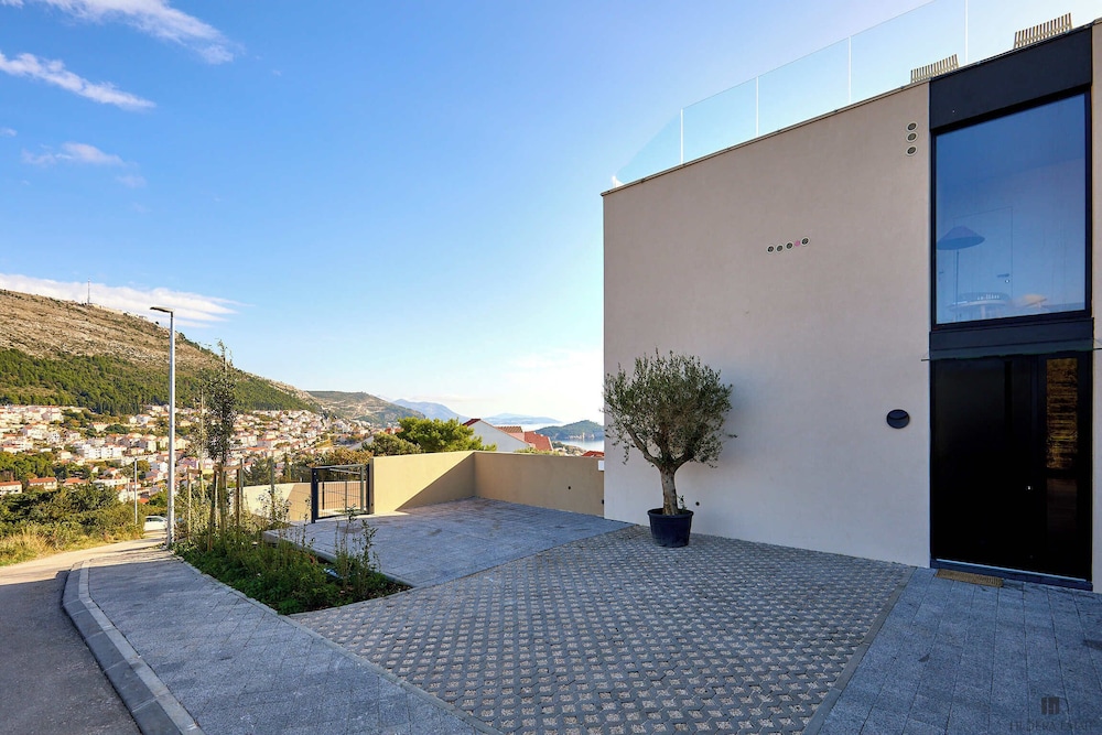 Hedera Estate, Villa Hedera XX