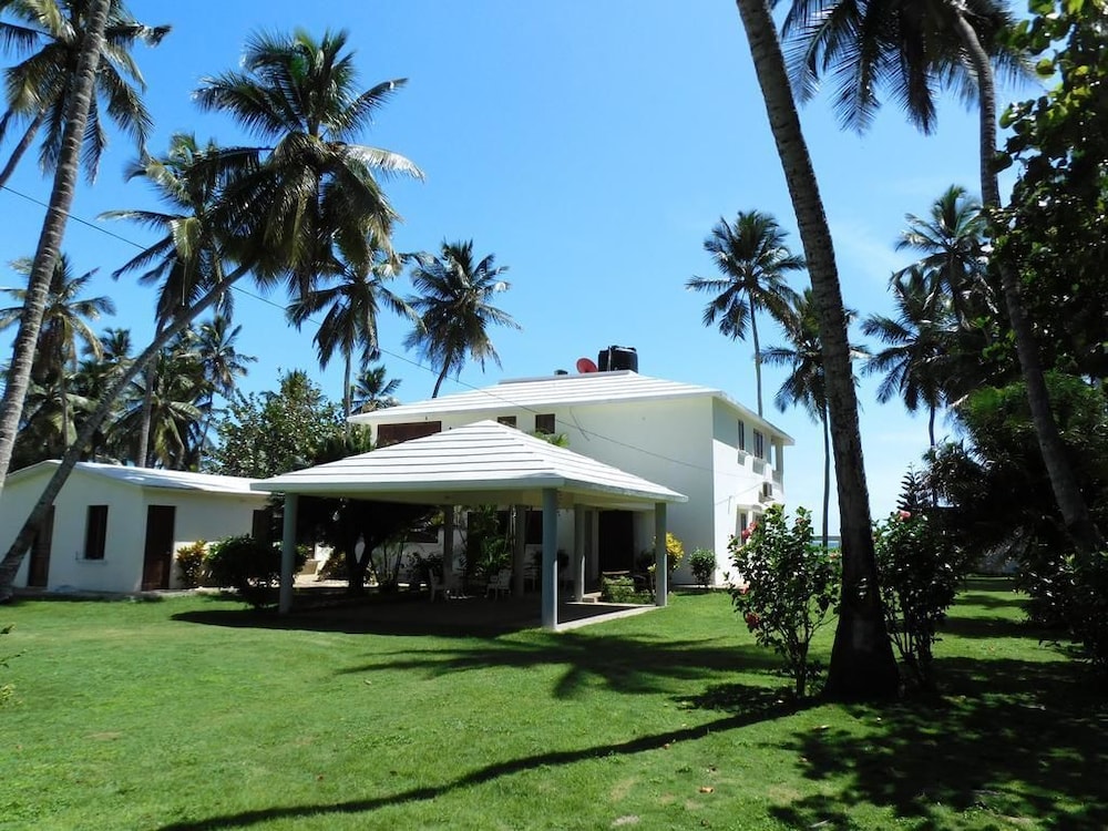 Oasis Apartments