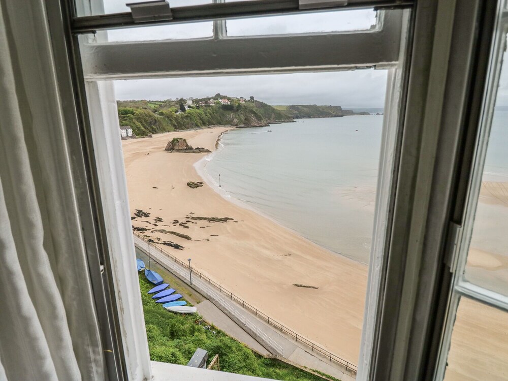Apartment 3 view 4