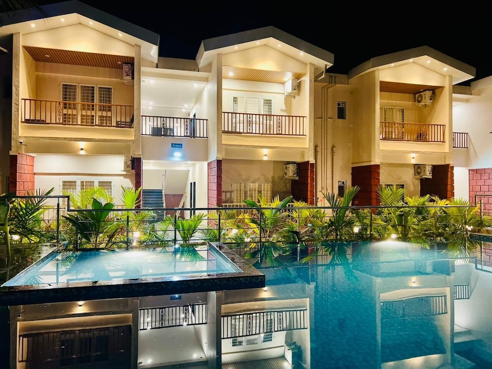 Panchratna Executive Resort