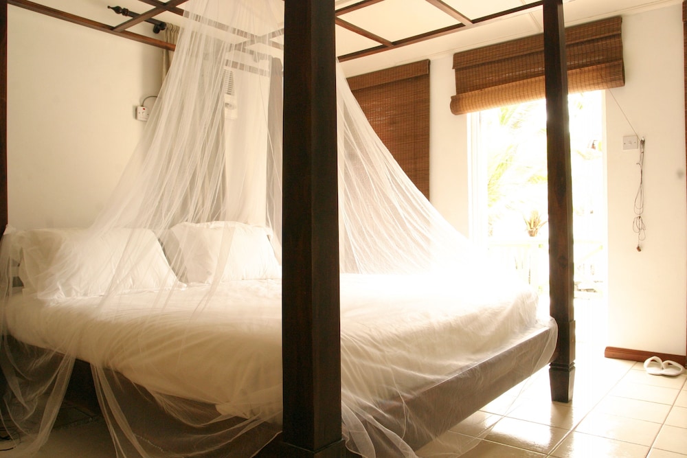 Thalassa Residence