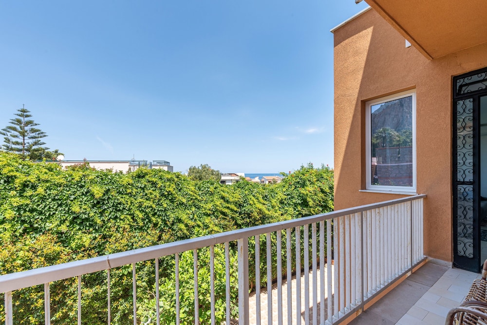 Addaura Seaview Apartment