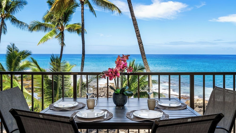 Ocean Front With Private Lanai - In-unit AC - Vrkcv