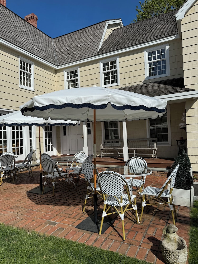 The 1708 House