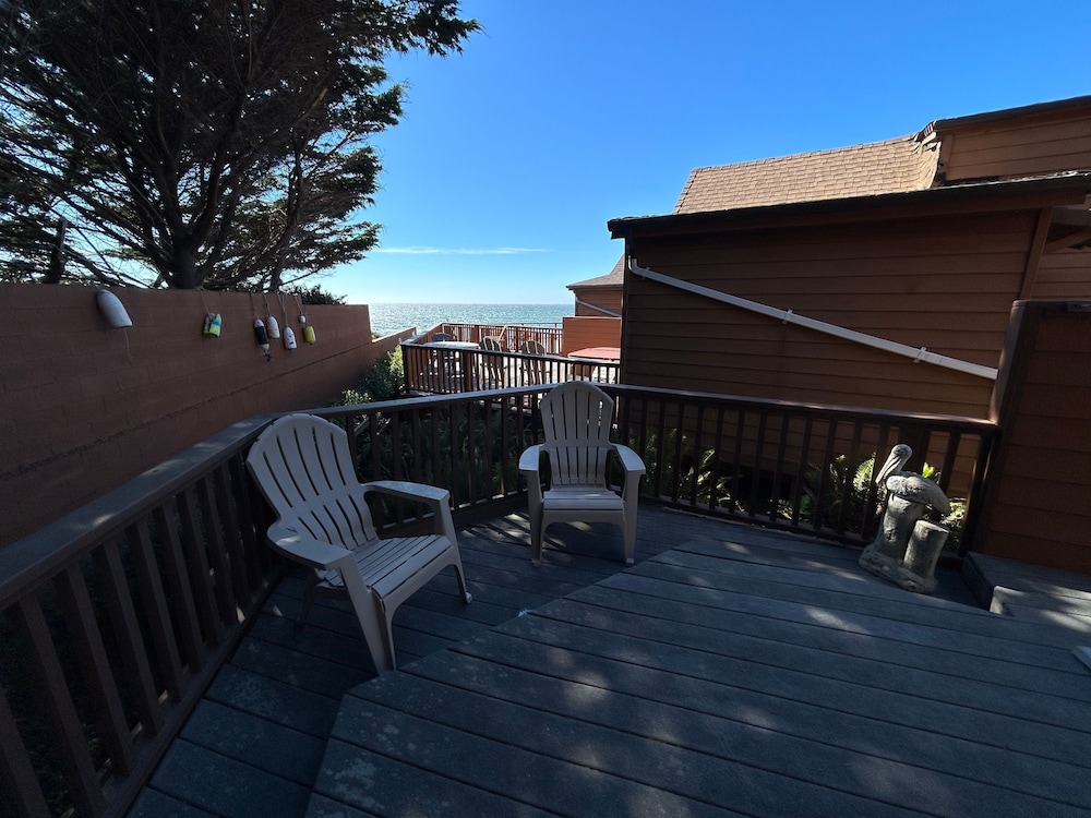 Oceanview Cabin 18 With Private Jacuzzi