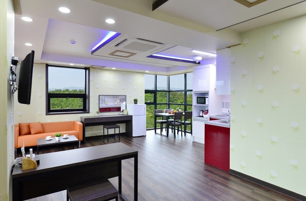 Arirang Hill Hotel & Resort view 3
