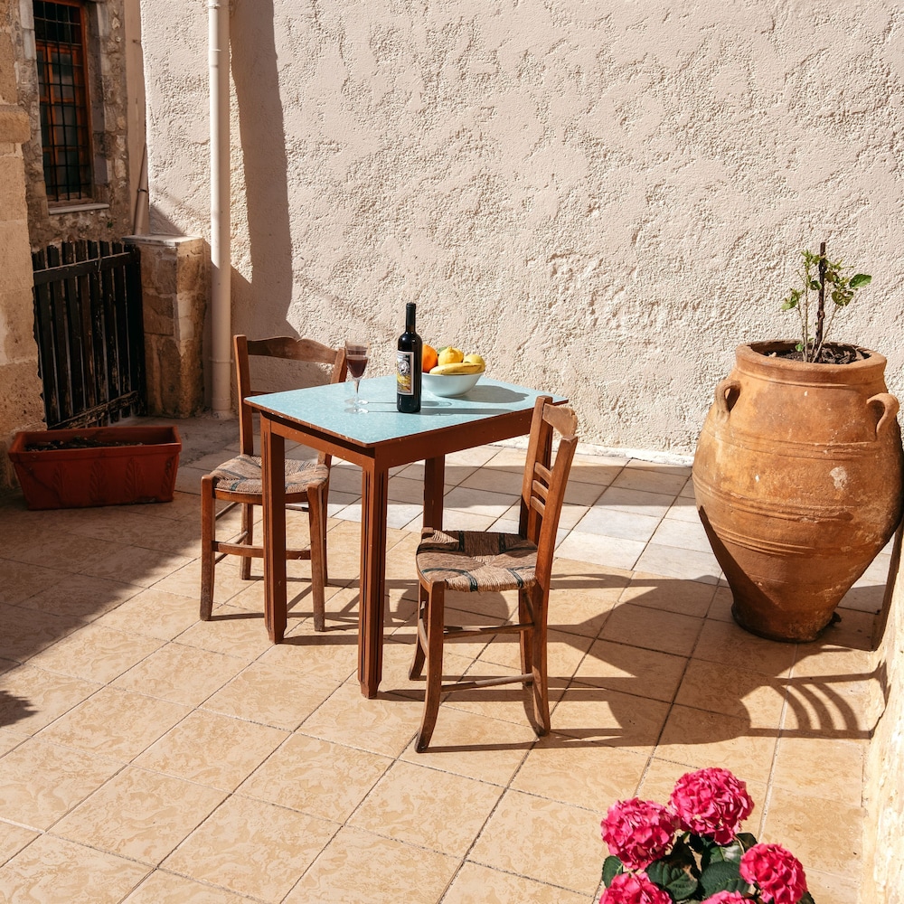Vaulted Village House Maroulas