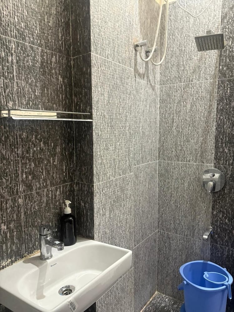 Mahalaxmi Guest House