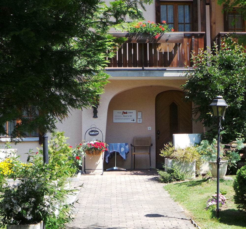 Photo 27