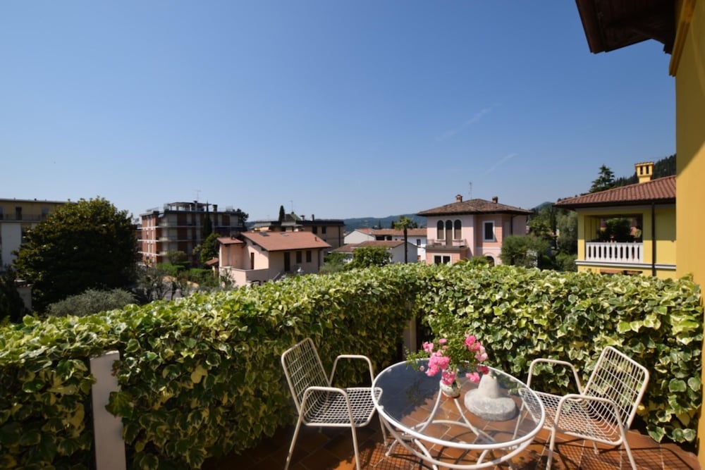 Villa Besana at 100m From Lake view 3