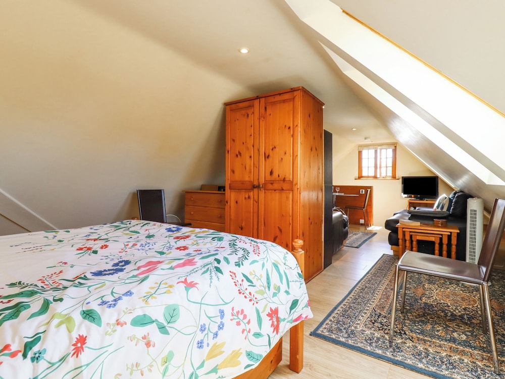 The Studio, Horseshoe Cottage view 3