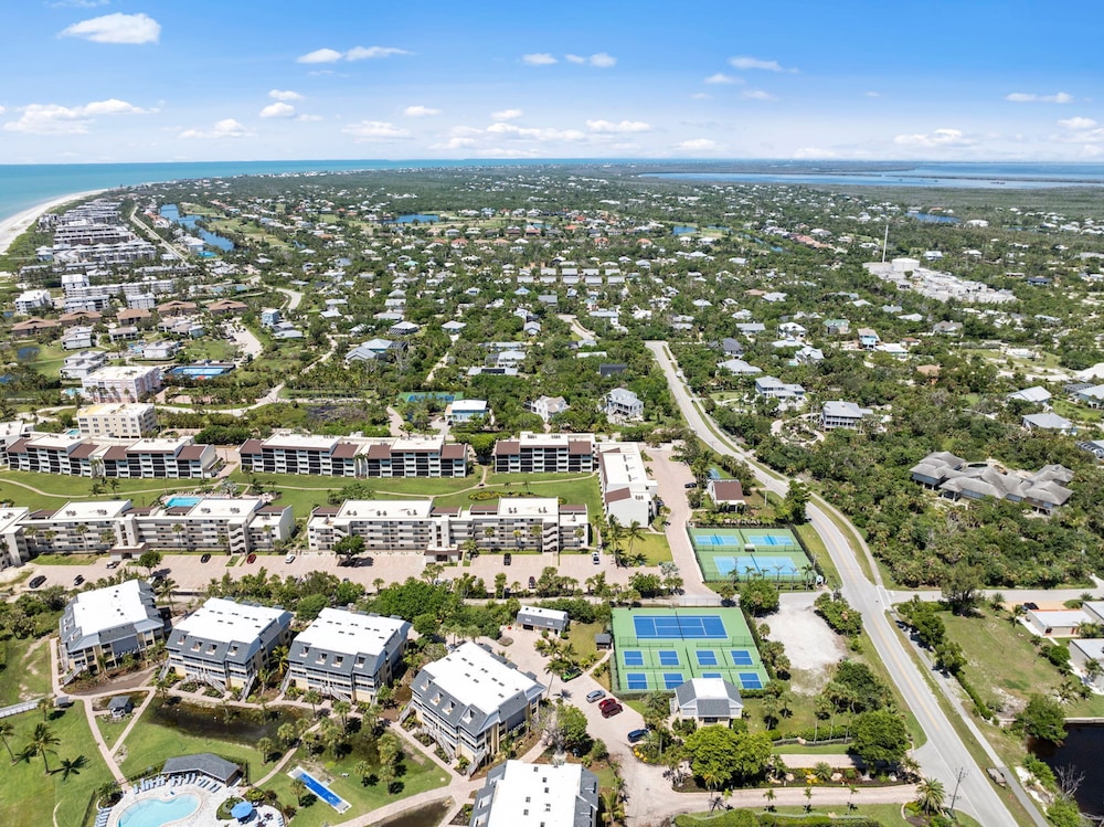 Loggerhead Cay 472 - Beach Front Pet-friendly