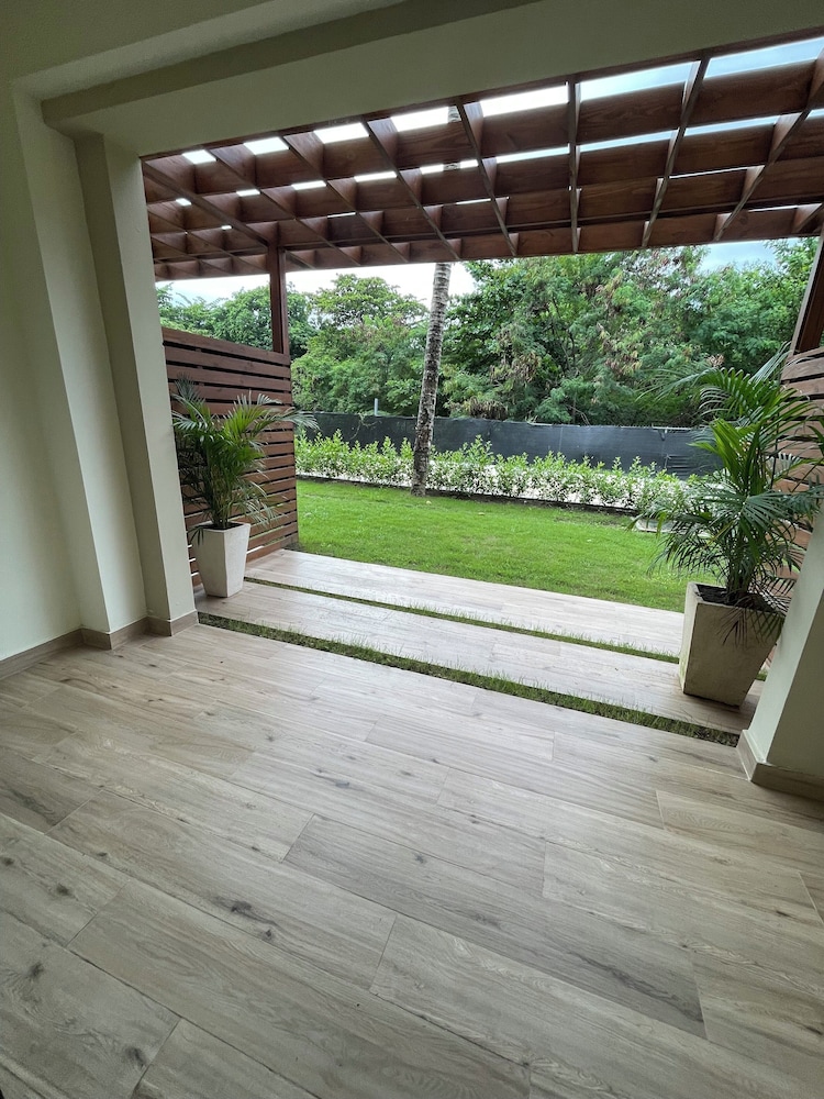 Modern 1BR w/ Balcony View – Marien, Puerto Plata