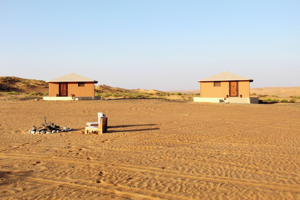 Silent Dunes Camp
