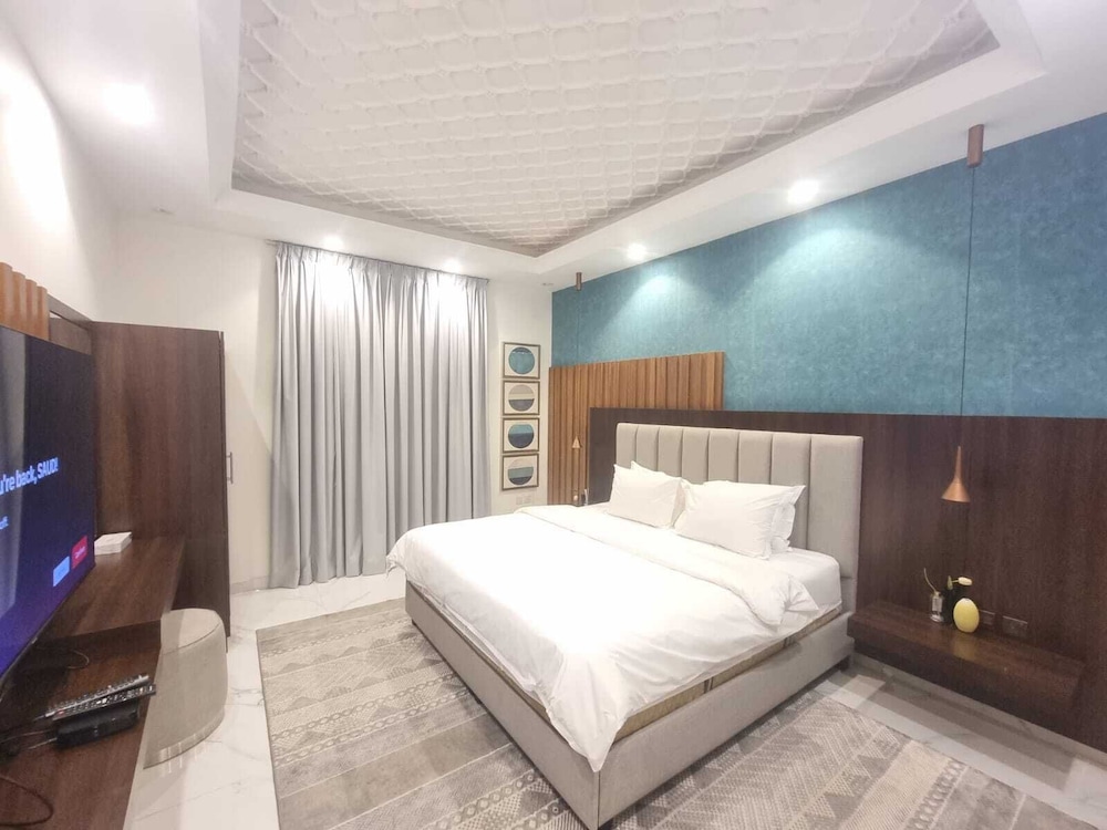 Hometel Khozama Jed