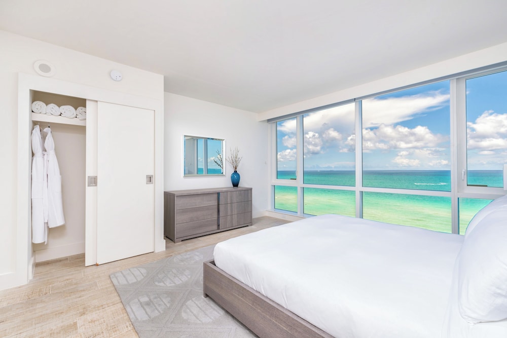 Luxury Vacation Rentals at 1 Hotel & Homes by LRMB