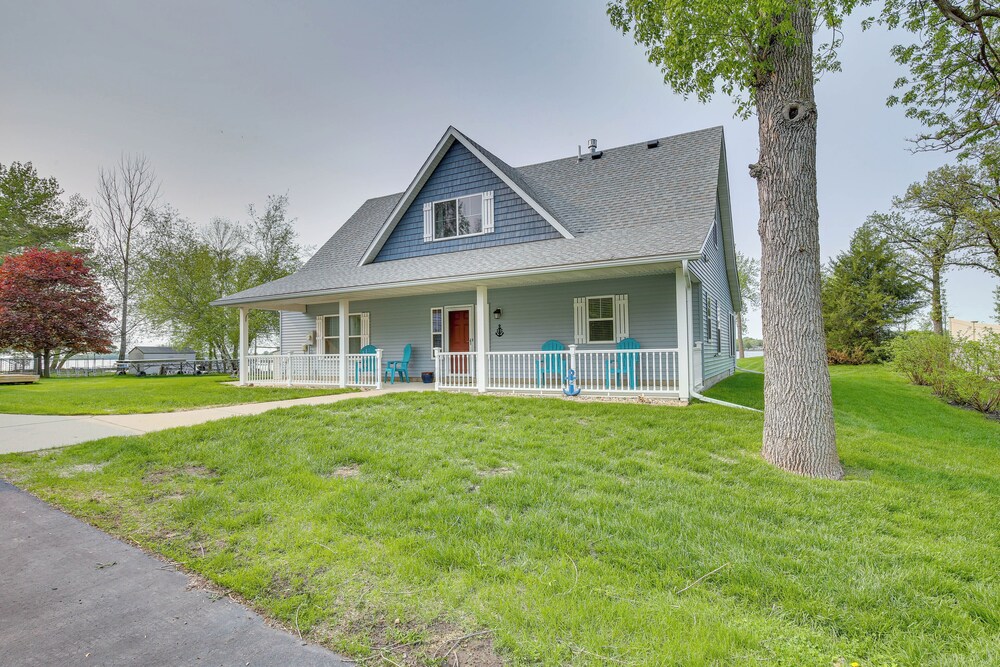 Stunning Waterville Home on Tetonka Lake! view 2