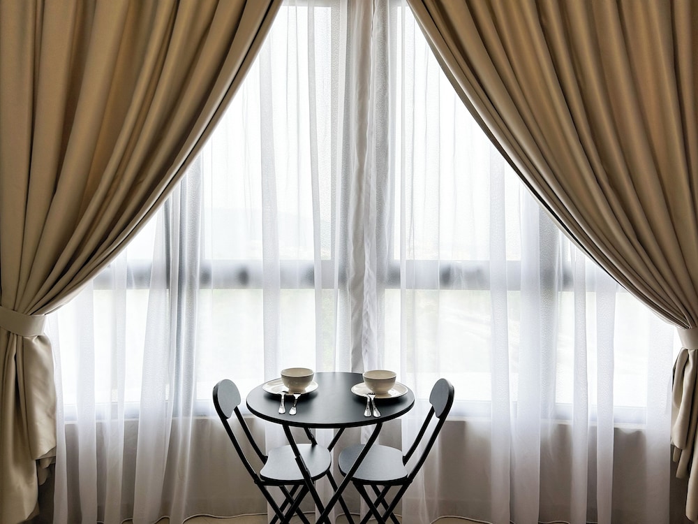 The Paxtonz by Manhattan Group
