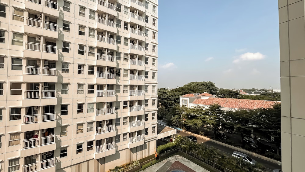 Elegant and Homey Studio Apartment Citra Living