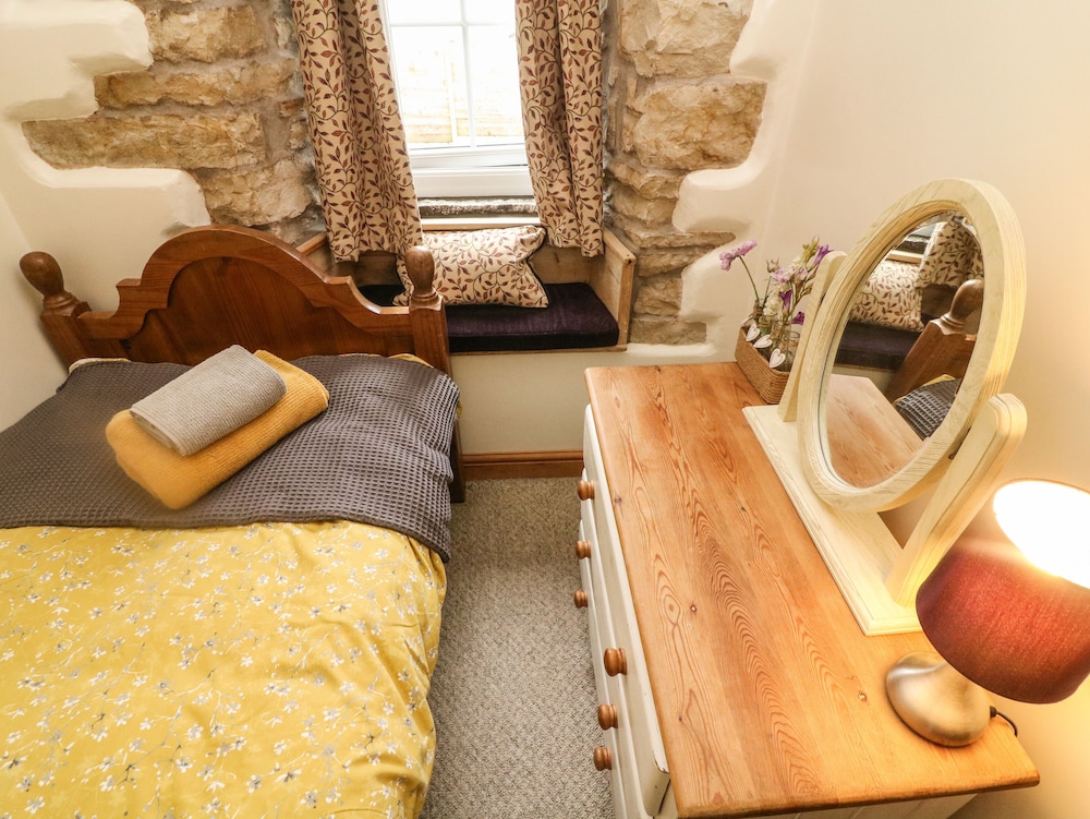 Cobble Cottage view 5