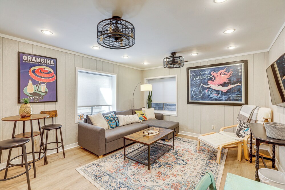 Walk to Empower Field & Sloan Lake: Charming Apt!