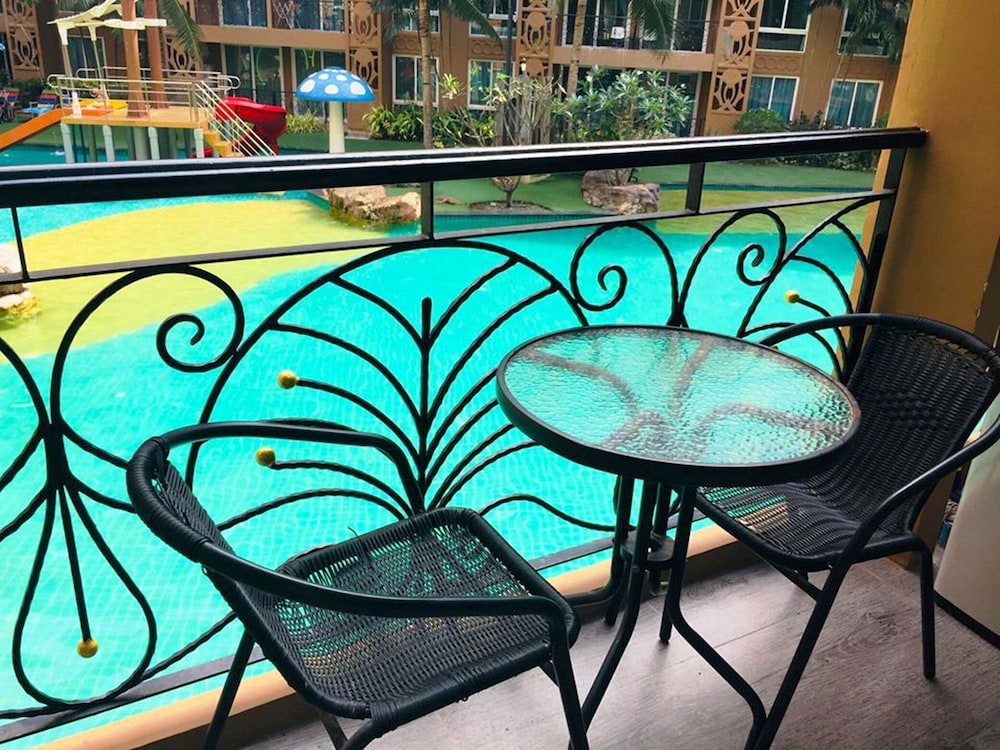 Atlantis Condo Pattaya by Panissara