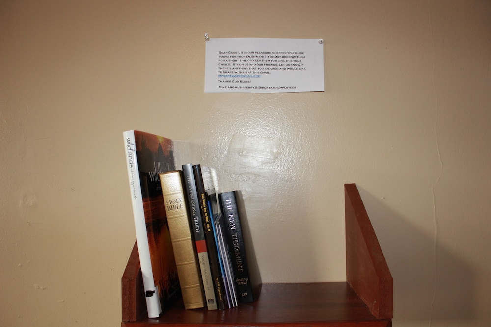 Rawlins Vacations - Brickyard Inn - Property Image 3