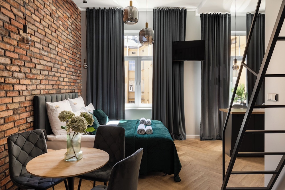OLD TOWN Charm & Chic by Downtown Apartments