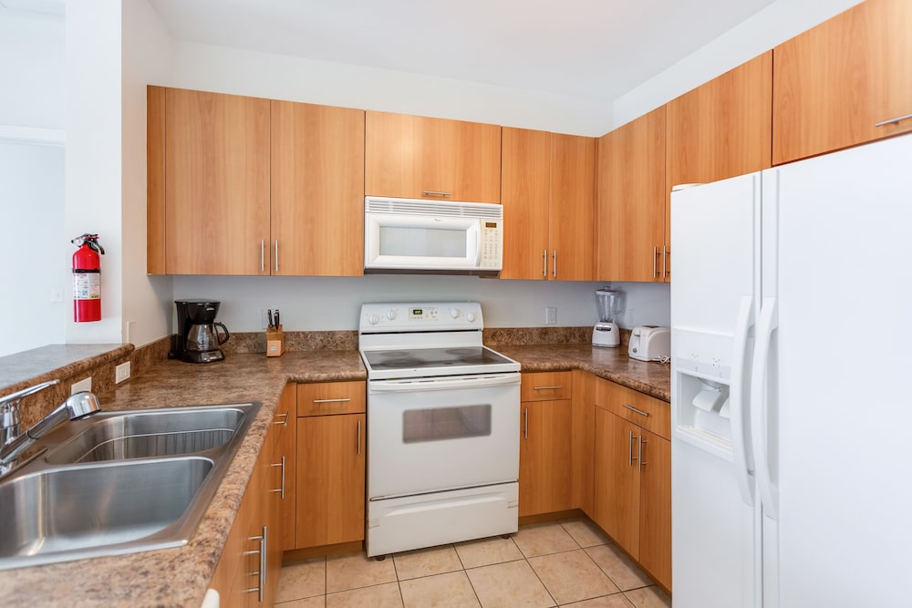 Towers of Dadeland by Miami Vacations