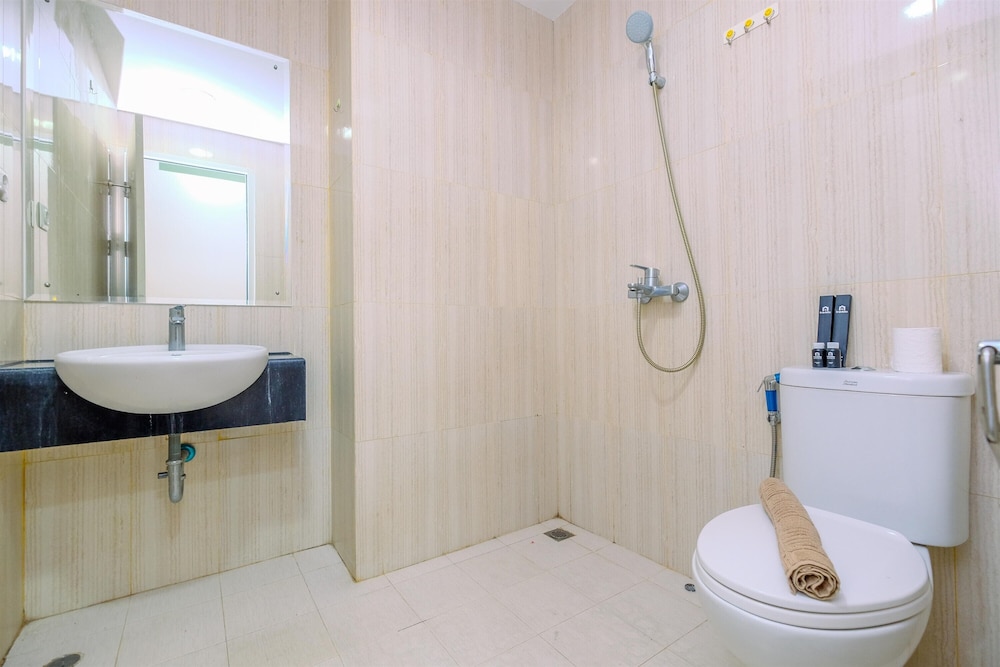 Spacious 2BR at Sentul Tower Apartment
